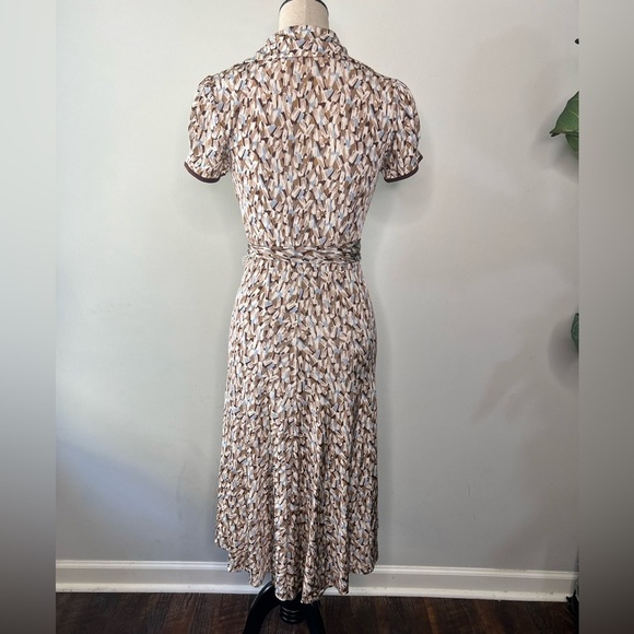 BCBGMaxAzria MIDI Wrap Dress size XS with beautiful modern brush stroke print - Picture 7 of 9